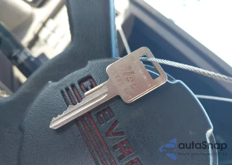 1994 Chevrolet Gmt-400 C1500 z USA, uszkodzony, nr VIN 2GCEC19K4R1138794